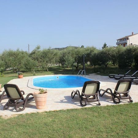 Apartment Arba 1 With Heated Pool Раб Екстериор снимка